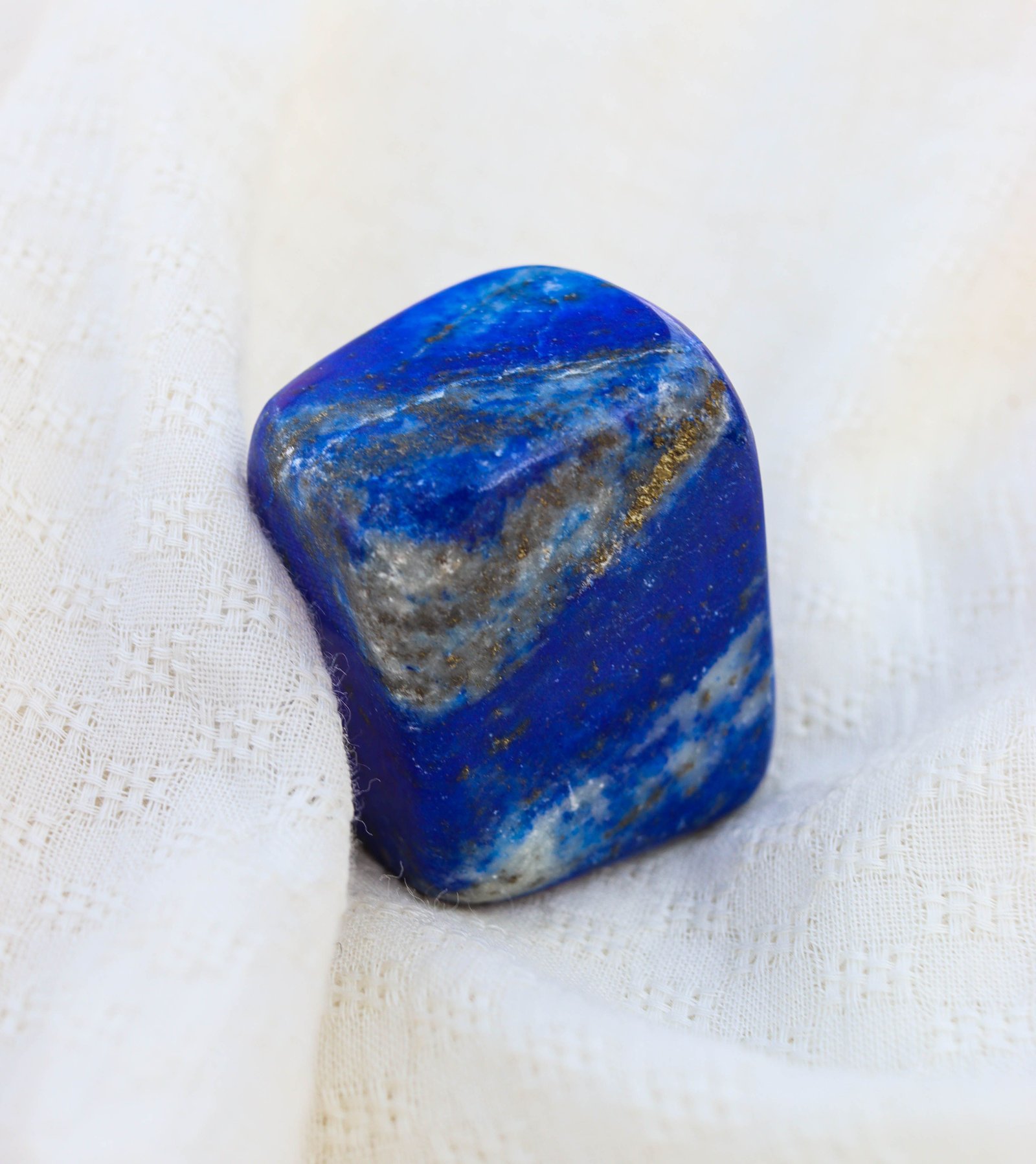 Lapis-lazuli, bleu outremer