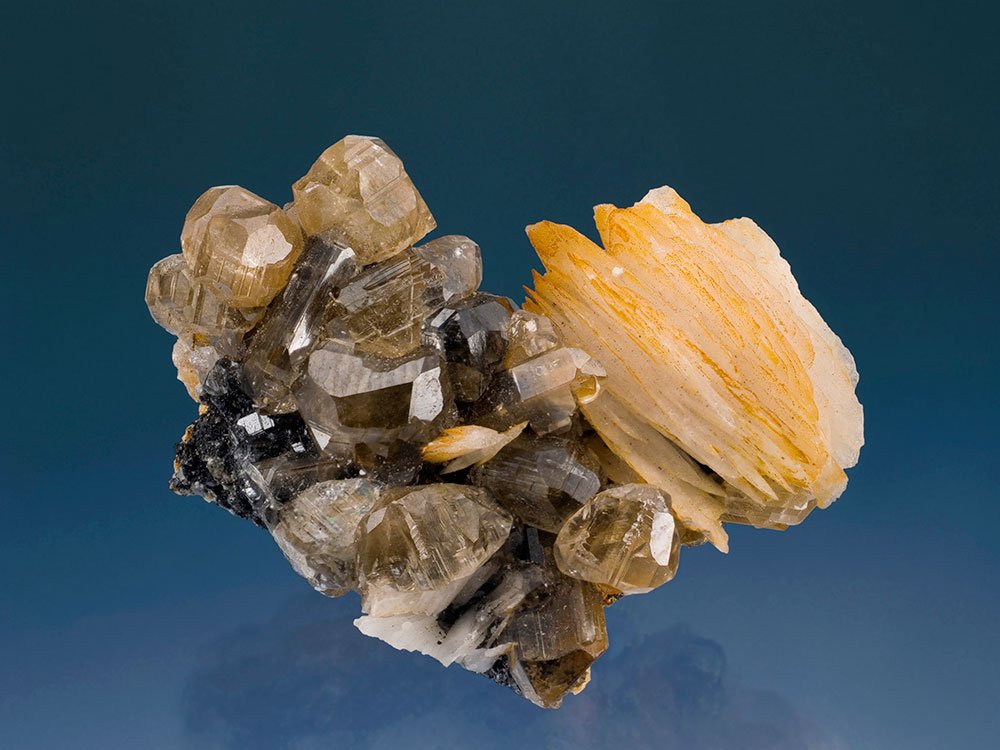 Cérusite, cristaux blancs adamantins