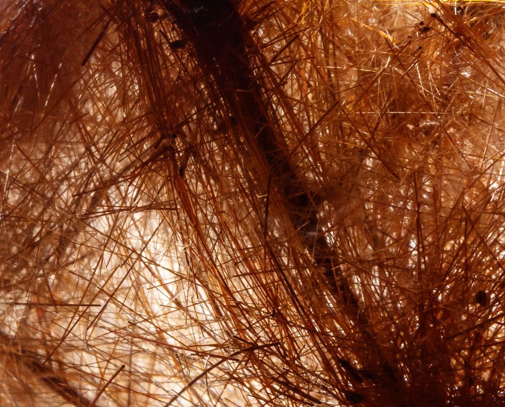 Rutile, aiguilles dorées